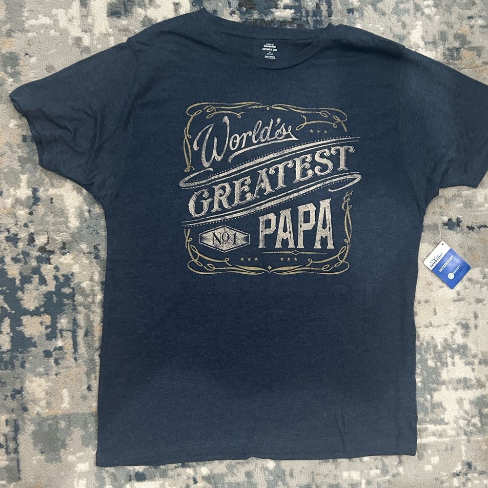 NWT Size Medium "Worlds Greatest Papa" Navy Celebrate Shirt